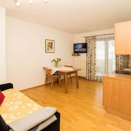 Haus Gsenger Apartamento Eben Im Pongau Exterior foto