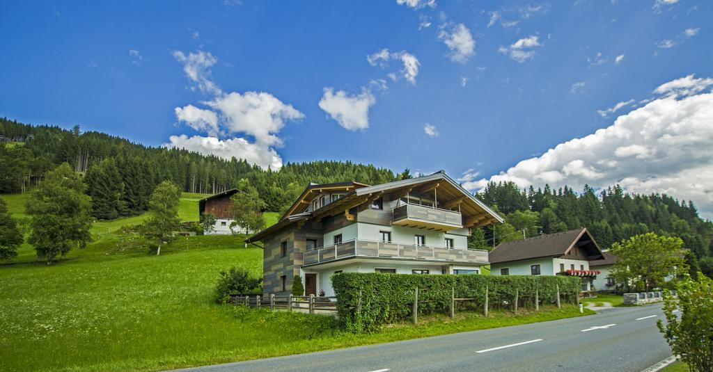 Haus Gsenger Apartamento Eben Im Pongau Exterior foto