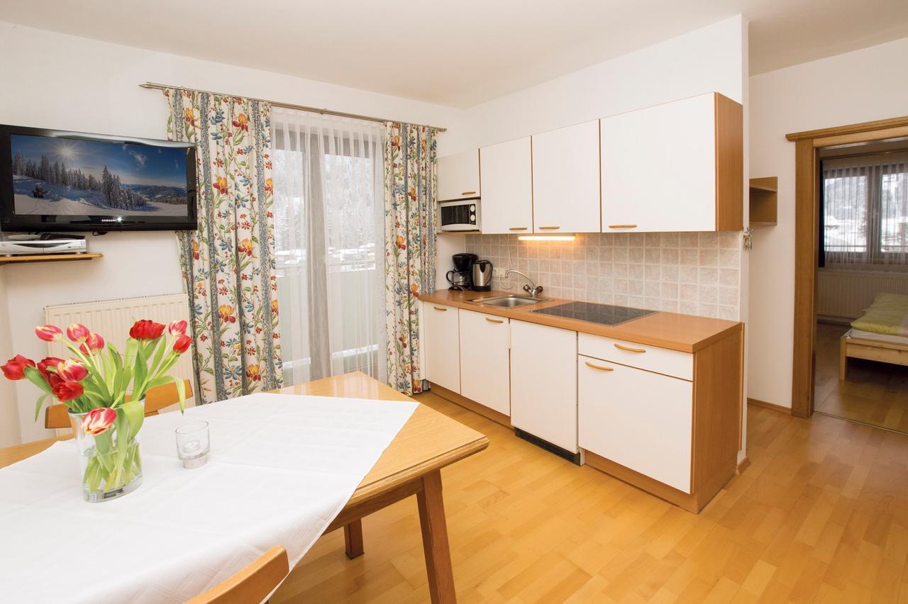 Haus Gsenger Apartamento Eben Im Pongau Exterior foto